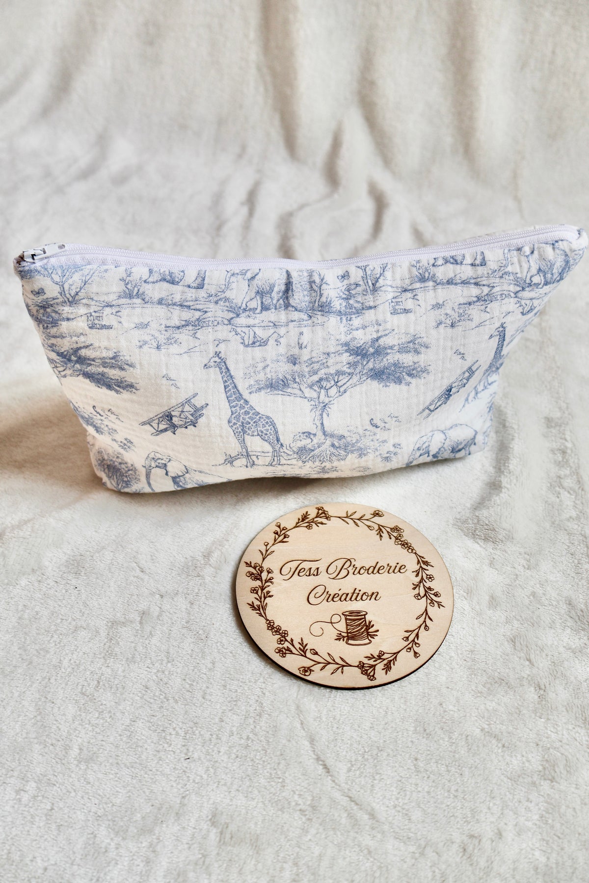 Trousse de toilette motifs safari personnalisée