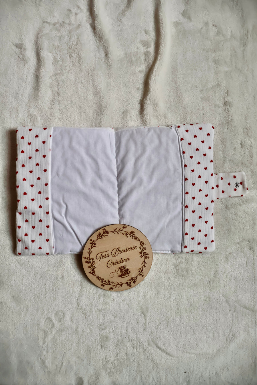 Protège carnet de santé motifs cœur personnalisé