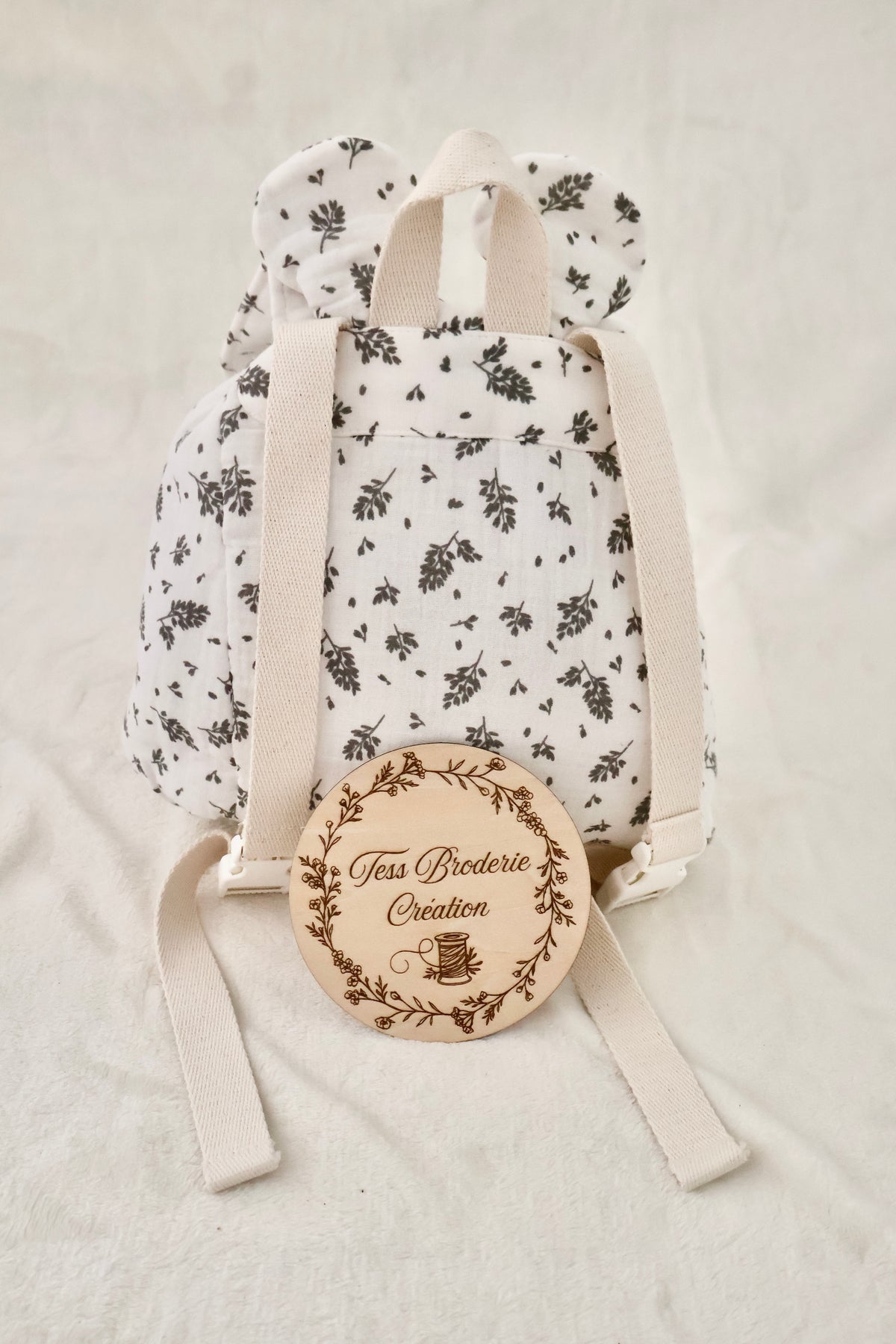 Sac à dos oreilles motifs feuilles personnalisé