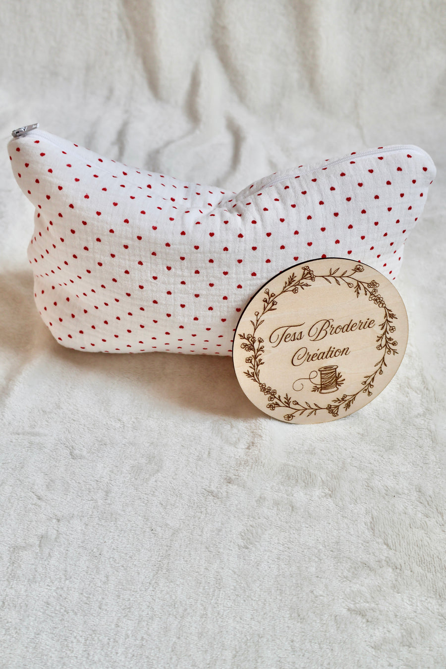 Trousse de toilette motifs cœur personnalisée