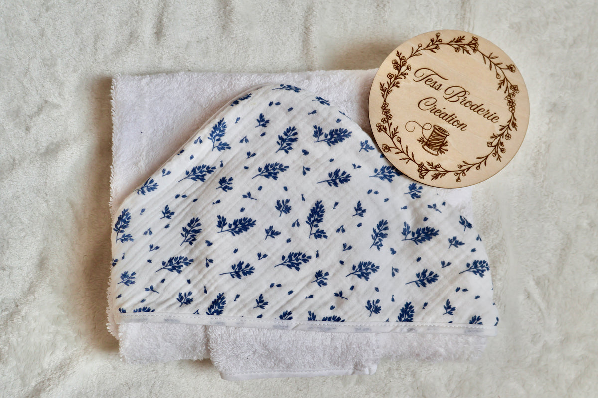 Cape de bain motif feuille personnalisée