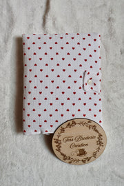 Protège carnet de santé motifs cœur personnalisé