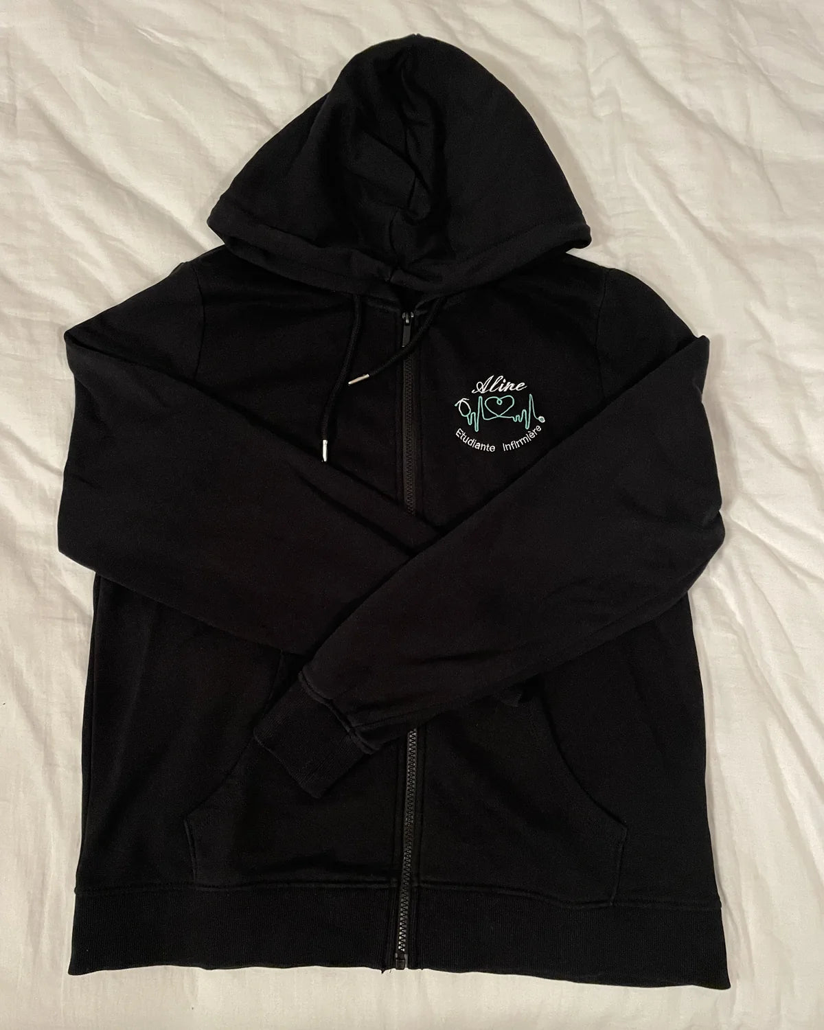 Sweat zippé brodé