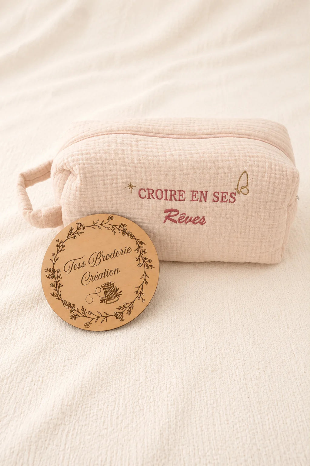 Pochette brodée